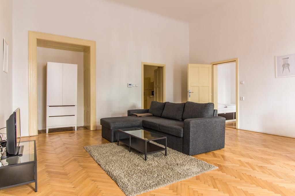 Mighty Prague Apartments Truhlarska מראה חיצוני תמונה