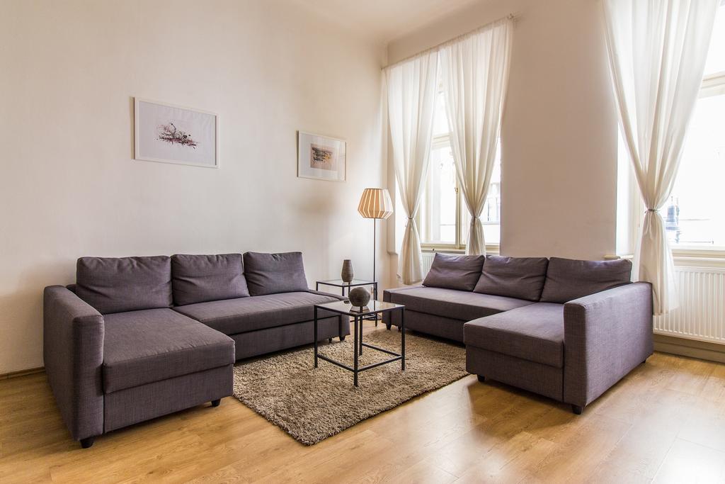 Mighty Prague Apartments Truhlarska מראה חיצוני תמונה